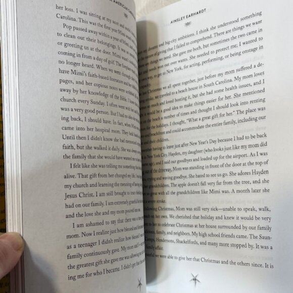 "All American Christmas" 1st Edition Stories from Fox News Personalities 2021 - Picture 11 of 12